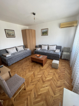 Garsonjera, 24m2, Stari aerodrom, Podgorica, Izdavanje