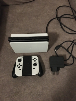 Nintendo Switch OLED 64 GB