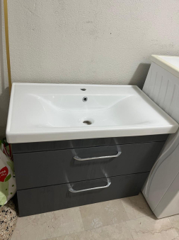 Zidni lavabo sa ormarićem 80cm