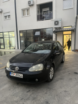 Volkswagen - Golf 5 - 1.6