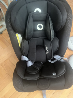 Lionelo isofix auto sjediste 0-36. Kao novo, bez i najmanjeg ostecenja ili tragova koriscenja.