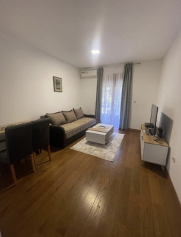 Garsonjera, 28m2, Podgorica, Izdavanje