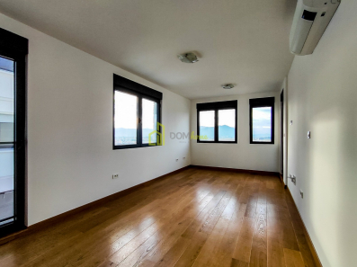 Dvosoban stan 69m2, Tološki apartmani