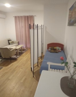 Garsonjera, 30m2, Stari Aerodrom, Podgorica, Izdavanje