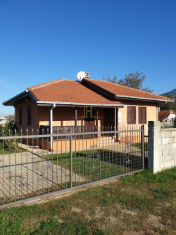 Kuca, 70m2, Danilovgrad, Prodaja