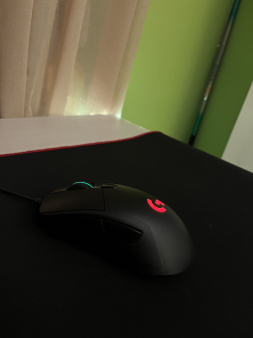 Kompjuterski mis Logitech G403 hero