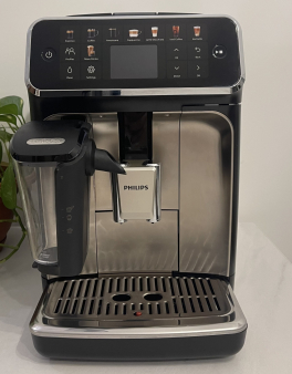 Aparat za kafu Philips fully automatic espresso machine  