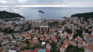 Stambeni objekat u izgradnji 680m2 sa pogledom na more,Petrovac