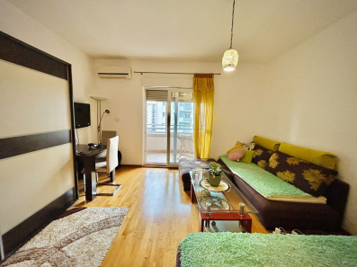 Garsonjera, 38m2, City Kvart, Podgorica, Izdavanje