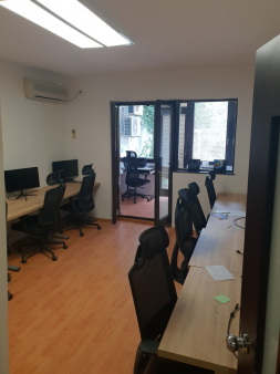 Poslovni prostor, 78m2, Preko Morace, Podgorica, Izdavanje 