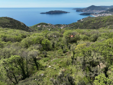 Urbanizovano zemljište od 2.170 m² sa panoramskim pogledom na more – Kuljače, Budva