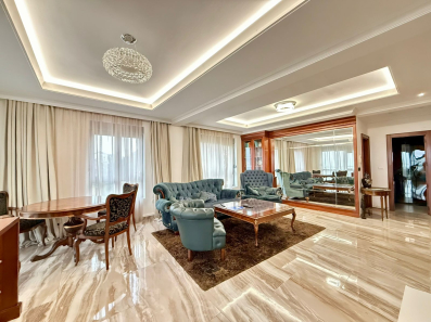 Luksuzan jednosoban penthouse 62m² sa spektakularnim panoramskim pogledom na more, u prestižnom kompleksu sa bazenom, Tivat