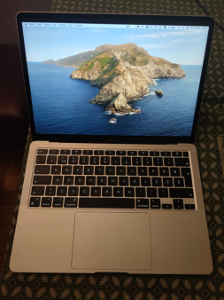 Macbook Air M1 silver, 8/256