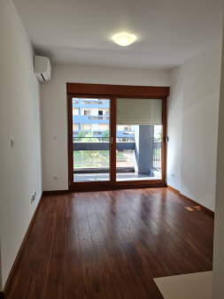 Garsonjera 25m2, Master Kvart, Podgorica, Izdavanje