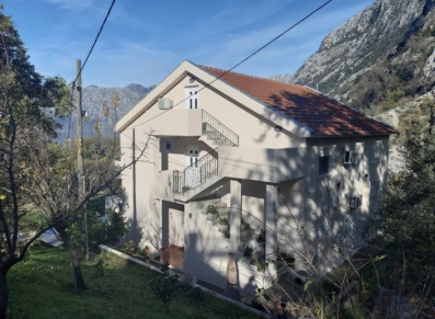 Jednosoban stan, 55m2, Kotor, Izdavanje 