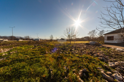 Plac 3.700m2 za industriju i proizvodnju - Danilovgrad