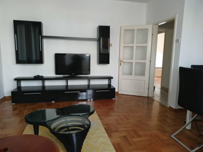 Trosoban stan, 90m2, Centar, Podgorica, Izdavanje