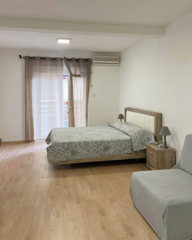 Studio apartman 35m2 u Becicima (Na period do 1.06.2025)