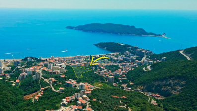 Urbanizovan plac sa pogledom na more 8.960m² za zajedničku gradnju (25%) – Ivanovići, Bečići