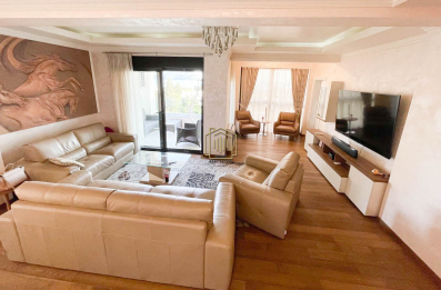 Trosoban stan 130m2, Budva