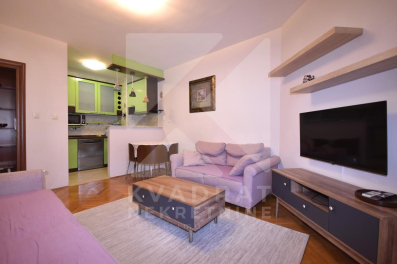 Izdavanje, Jednosoban stan, Podgorica, Blok 9, 38m2